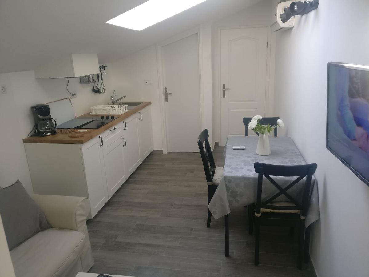 Apartmani Popovic Poreč Eksteriør billede
