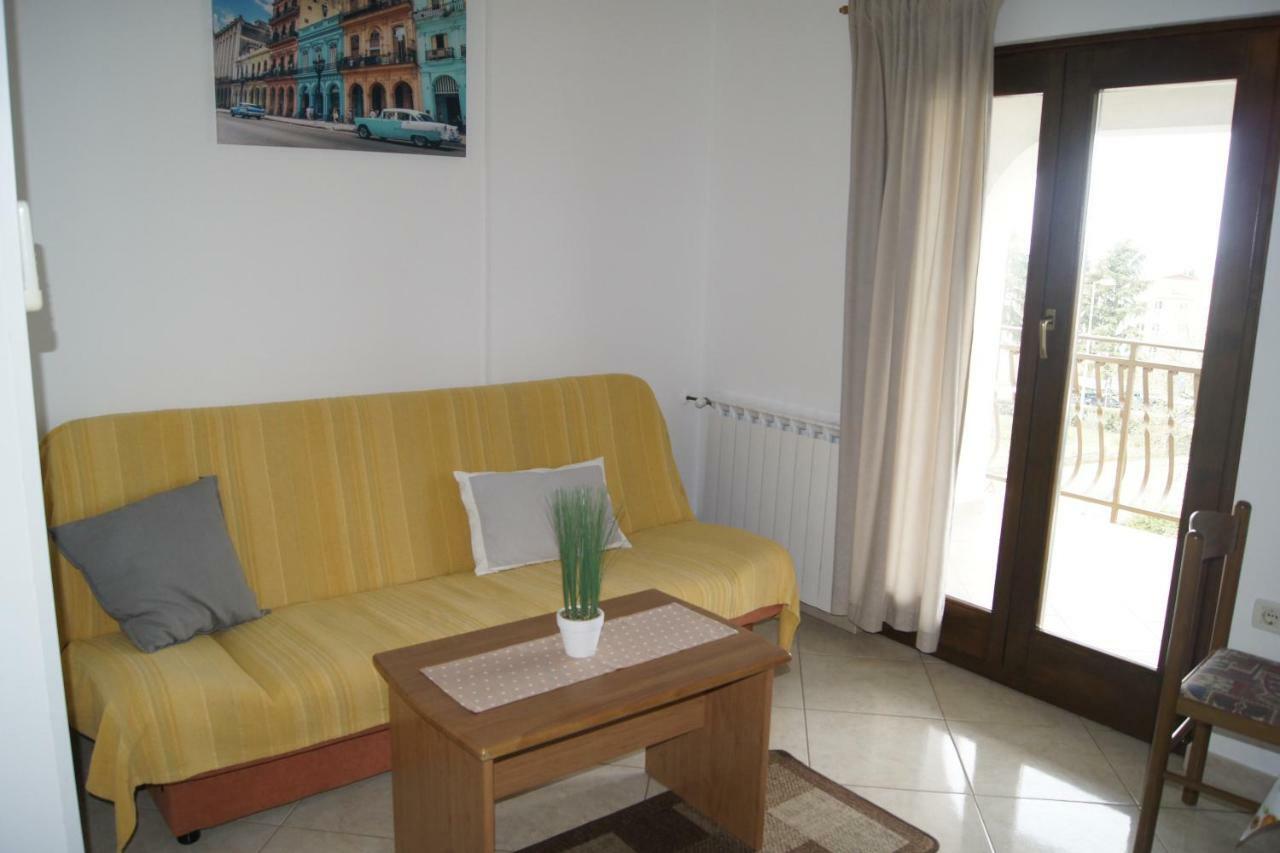 Apartmani Popovic Poreč Eksteriør billede
